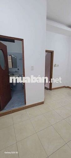 Nhà mặt tiền ds ,4,p11, 4 x 20, đúc 3,5 lầu,