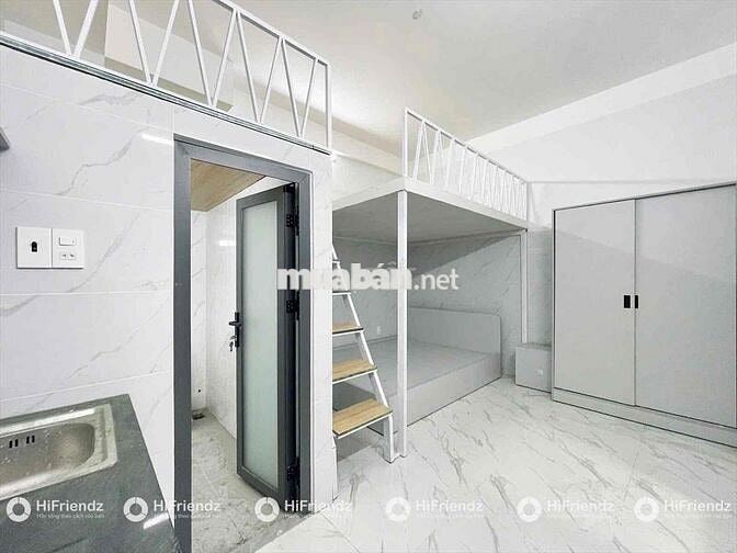 STUDIO MỚI XÂY 2 KHÔNG  GIAN NGỦ FULL NỘI THẤT BAN CÔNG GẦN ĐH VLU-IUH