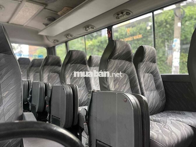 huynhdsi caoty limousine 29 chỗ đời 2011