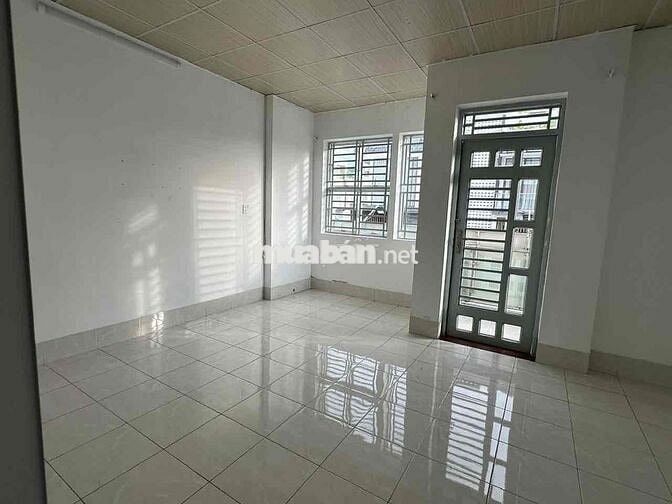 Cho thuế nhà mở văn phòng, dt nền 81m2, 1 trệt 2 lầu, hẻm xe hơi