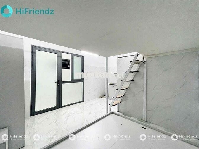 STUDIO MỚI XÂY 2 KHÔNG  GIAN NGỦ FULL NỘI THẤT BAN CÔNG GẦN ĐH VLU-IUH