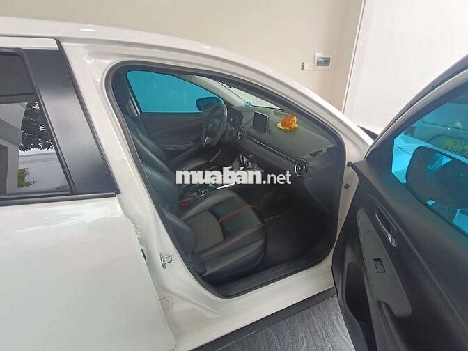 Bán Mazda2 2016 1.5 AT Hatchback Xe Đẹp Sẵn Dùng