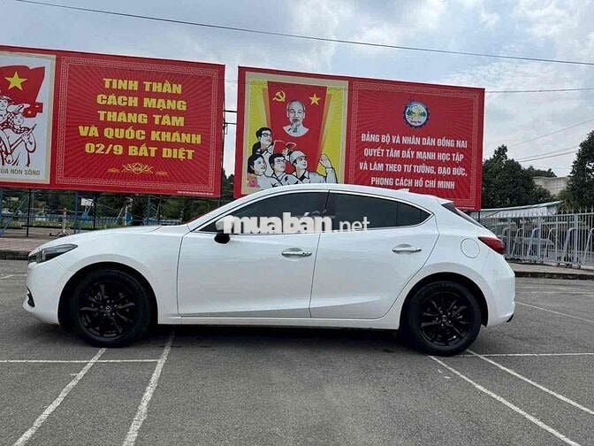 Mazda 3 2019 Sport 1.5L Deluxe - 86000 km