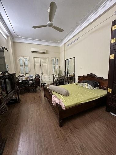 "Bán nhà phố Lạc Trung, Hai Bà Trưng 40m, 6 tầng, mt 4.3m. Giá: 13 tỷ