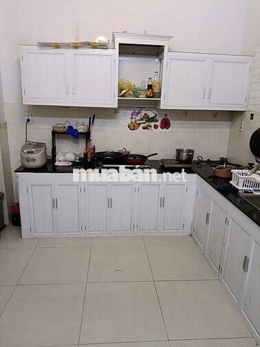 Nhà MT Bùi Quang Là, Vị trí đẹp, ngay ngã 4, 1T 1L, TL