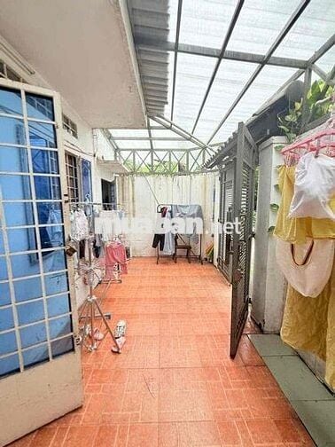 5,5 X 11,5 - sổ 64m2- Đúc trệt 1 lầu - gần hẻm xe tải Lê Đức Thọ GV