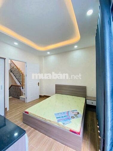 Ngay VinCom Nguyễn Xí! Bán nhà (6x7m) 5 tầng mới cứng - 8PN8WC