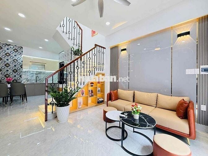 Bán Nhà P15 Tân Bình, Ngang 4m, Chợ Tân Sơn, 64m2 SD, Nhỉnh 4 Tỷ 3