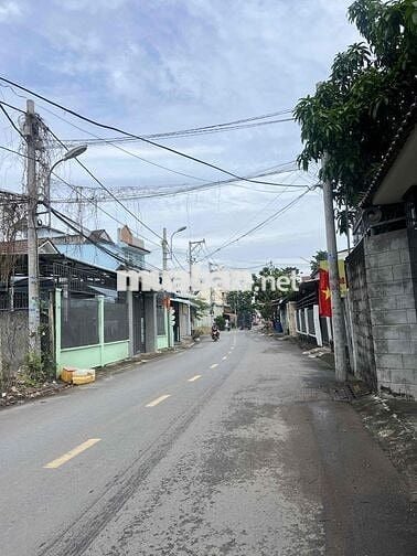 BÁN ĐẤT XÂY NHÀ NGAY MT QL 1A THÔNG VƯỜN LÀI KẾ ĐH NGUYỄN TẤT THÀNH 93