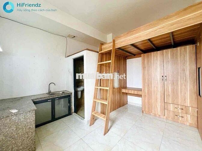 Duplex gác cửa sổ - Gần Ngã Tư Bốn Xã - Thuận tiện di chuyển