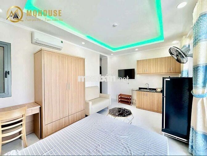 Căn Hộ Stu Ban Công View Thành Phố Full NT Tòa Nhà Thang Máy Hầm Xe