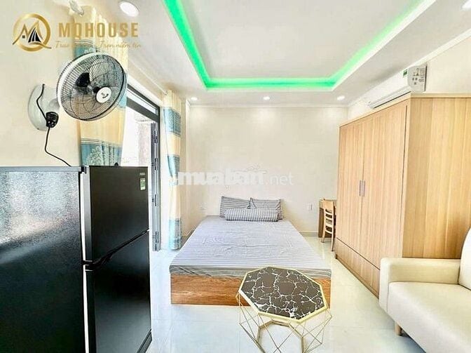 Căn Hộ Stu Ban Công View Thành Phố Full NT Tòa Nhà Thang Máy Hầm Xe