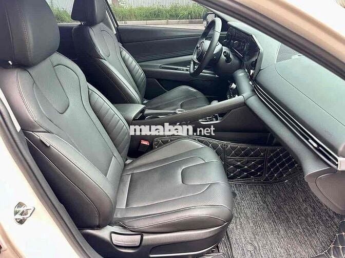 Hyundai Elantra 2023 1.6 AT Đặc biệt - 50000 km