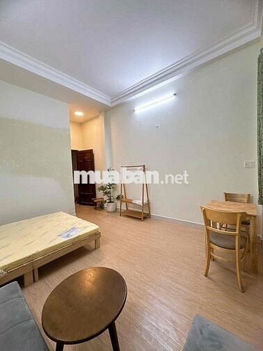CHO THUÊ CH STUDIO BALCON RỘNG 40m2 GẦN CHỢ BÀ CHIỂU