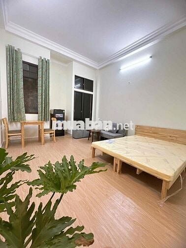CHO THUÊ CH STUDIO BALCON RỘNG 40m2 GẦN CHỢ BÀ CHIỂU