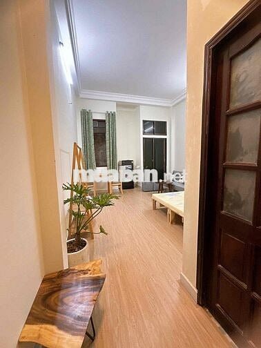 CHO THUÊ CH STUDIO BALCON RỘNG 40m2 GẦN CHỢ BÀ CHIỂU