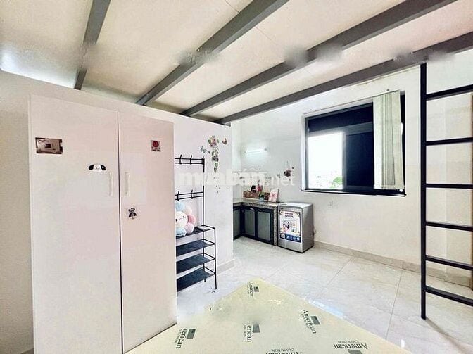 Duplex Mới Xây Có Ban Công Sẵn Máy Lạnh Gần Aeon Mall Bình Tân