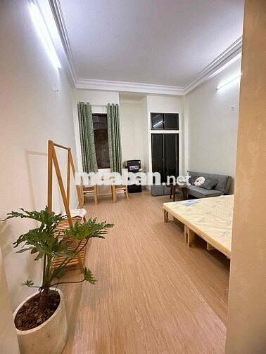 CHO THUÊ CH STUDIO BALCON RỘNG 40m2 GẦN CHỢ BÀ CHIỂU