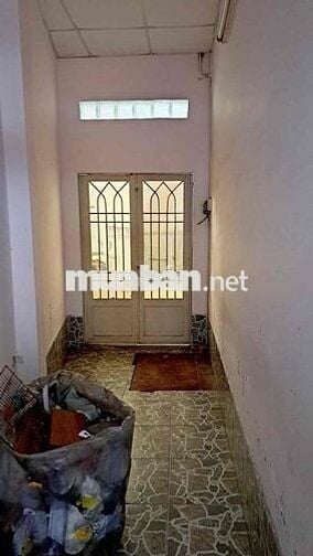 NHÀ 2 TẦNG 50M2 XE HƠI NGỦ TRONG NHÀ TMT 13 Q12 GIÁ 3TỶ1