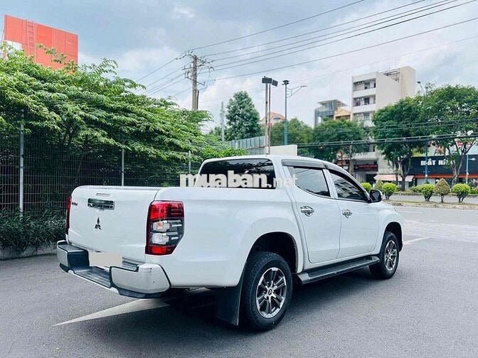 Mitsubishi Triton 2021 GLX AT