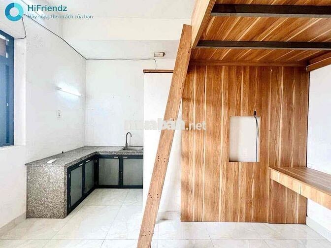 Duplex gác cửa sổ - Gần Ngã Tư Bốn Xã - Thuận tiện di chuyển