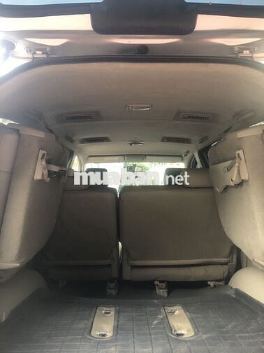 Toyota Innova 2009 G - 220000 km