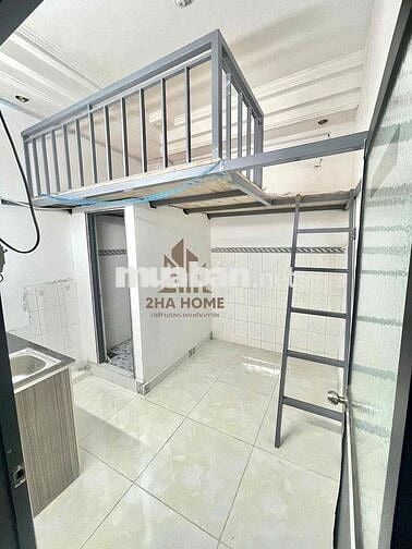 PHÒNG MỚI CÓ GÁC SẴN MÁY LẠNH 25m2, NGAY HOÀ BÌNH - TÔ HIỆU