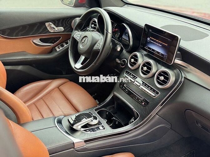 Mercedes Benz GLC Class 2017 300 - 55000 km