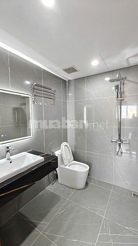 Chính chủ cần bán nhanh CH 80m toà 17T Cầu Giấy HN 