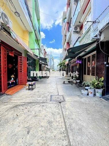 nhà Chiến Lược, Bình Tân 5x10 đúc 4 lầu , hẻm nhà 7m giá 5tỷ600triệu