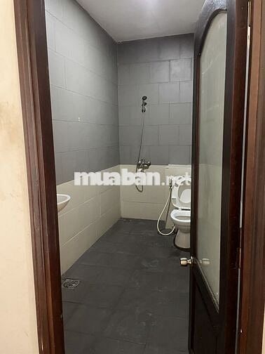 NHÀ MẶT TIỀN LÊ VĂN DUYỆT – 78m2, HẦM 4 TẦNG SÂN THƯỢNG – GIÁ 45 TRIỆU