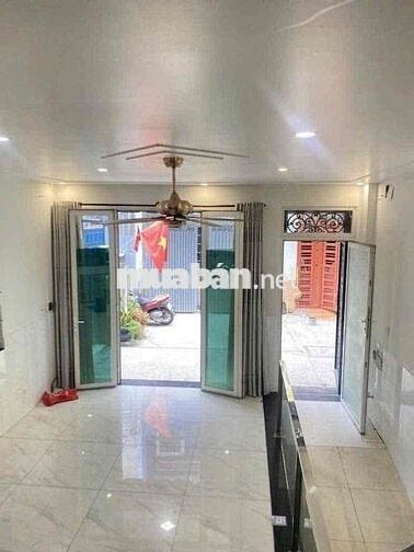 nhà Chiến Lược, Bình Tân 5x10 đúc 4 lầu , hẻm nhà 7m giá 5tỷ600triệu