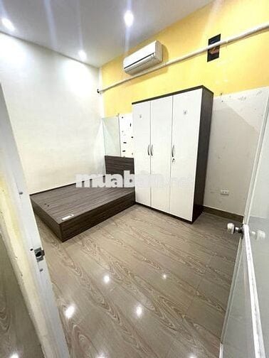 Cho thuê ccmn 2 Ngủ 1 khách Nguyễn Ngọc Nại ( Ngay Đại Học Y )