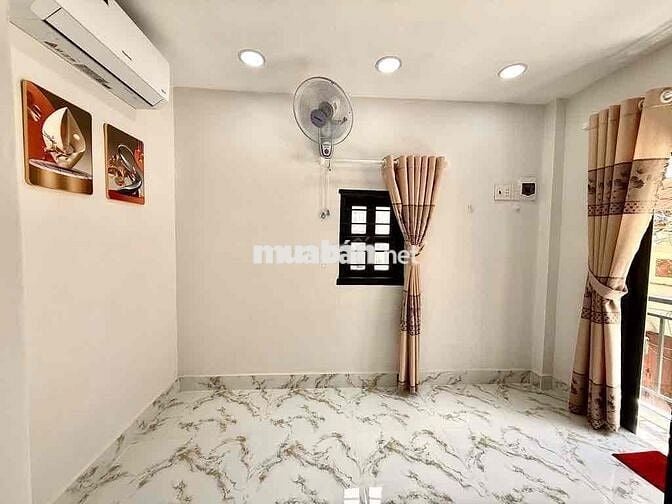 Bán nhà Quang Trung, 25m2, 3 Tầng, 2PN,Bước 3 bước ra tới chợ,Kế Bên V