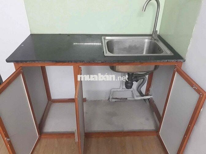 Phòng cho thuê Giá rẻ có cửa sổ trời Gần UEH CS B 1,4km