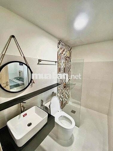 CĂN HỘ CỬA SỔ FULL NỘI THẤT THANG MÁY NGAY CẦU TRẦN QUANG DIỆU