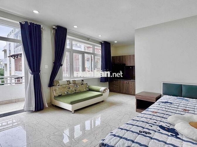 ảnh thật 100% Căn hộ full nội thất kế ngã Tư Phú Nhuận có ban công lớn