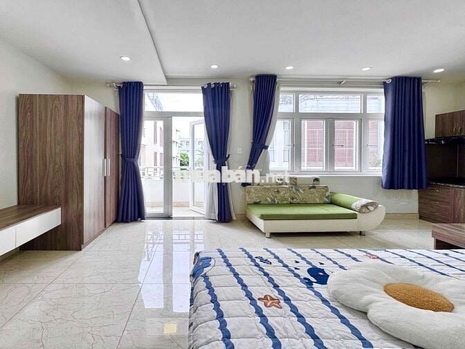 ảnh thật 100% Căn hộ full nội thất kế ngã Tư Phú Nhuận có ban công lớn