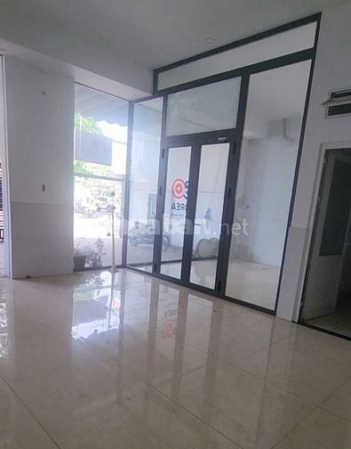 Cho thuê nhà mặt tiền Nguyễn Thị Búp Q12, DT 11x20m, vị trí đẹp, KD dễ