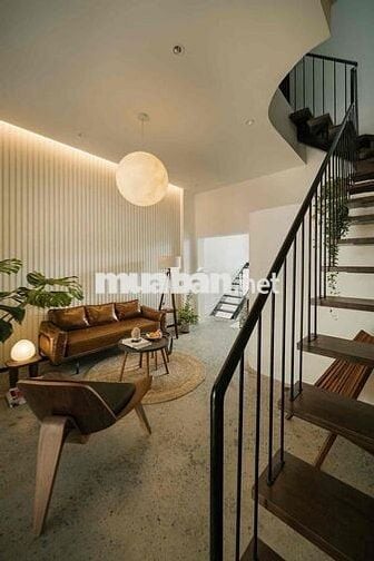 Đất hai mặt tiền, ô tô tới đất, giá sụp hầm cho khách cần mua xây nhà