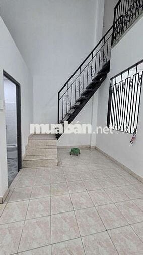 nhà NC Dương bá Trạc gần cầu Nguyễn Văn cừ Trần Xuân Soạn Hẻm 100 Q8