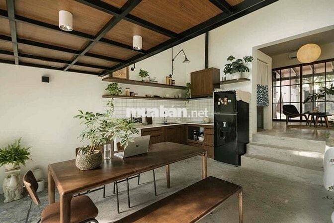 Đất hai mặt tiền, ô tô tới đất, giá sụp hầm cho khách cần mua xây nhà