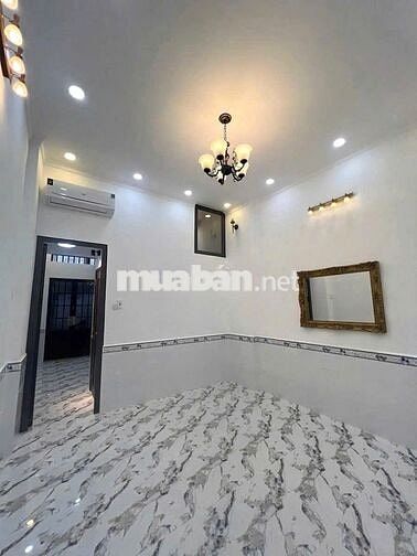 Cho Thuê Nhà Mặt Trước Sau Đường Hoa Đào, Phú Nhuận ( KD Thoải Mái )