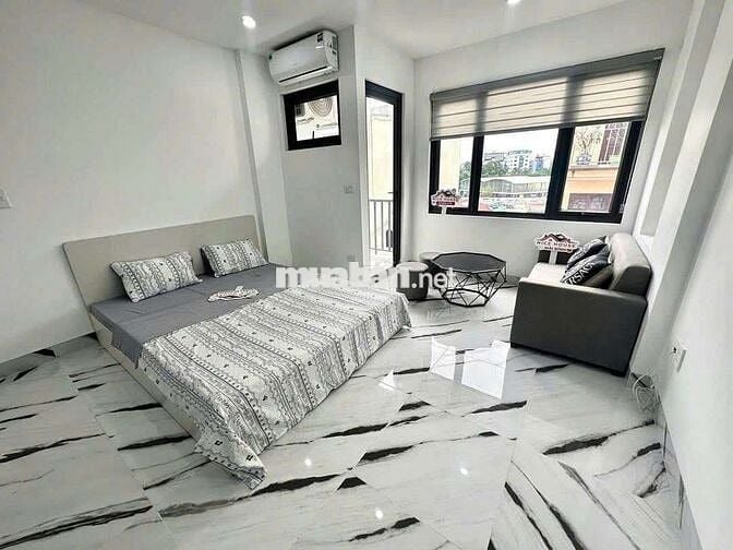 Căn Hộ 1PN Ban Công Và Cửa Sổ  _ Khu Vực An Ninh Đường Hoàng Hoa Thám