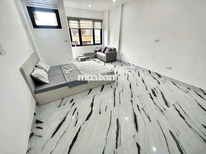 Căn Hộ 1PN Ban Công Và Cửa Sổ  _ Khu Vực An Ninh Đường Hoàng Hoa Thám