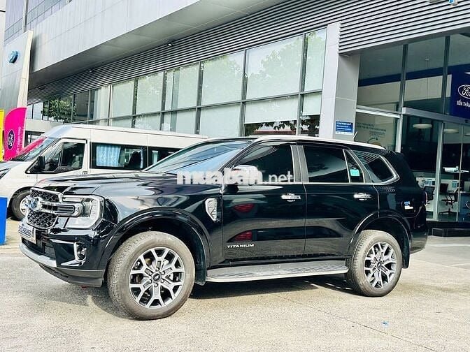 Ford Everest Titanium 1 Cầu 2024 - Xe Lướt Đẹp