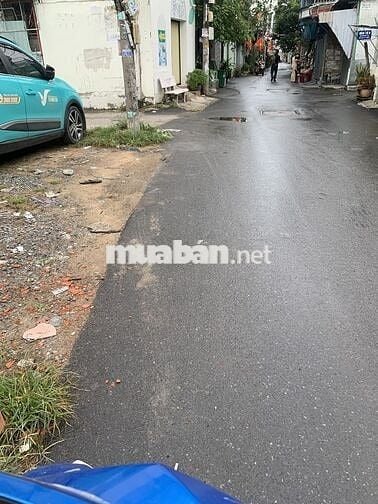 4.5 tỷ ngang 5 hẻm xe tải giá .  Kha van can 66/70 nhà cap 4 hbc TĐ