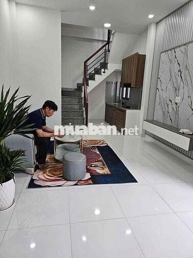 cho thuê nhà 2 lầu 2pn, full nội thất, Nguyễn Văn Quá, Q12
