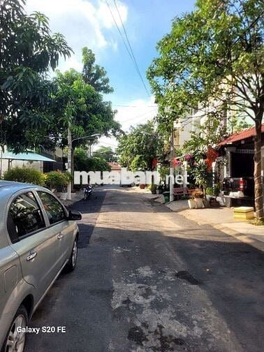 NHÀ 4X22M 1 TRỆT 3 LẦU ĐƯỜNG 8M GIÁ TỐT