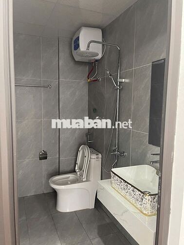 Bán căn hộ khu Việt Hưng - 30m2 -5 tầng- full nội thất cao cấp. 5 tỷ9
